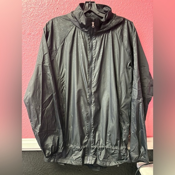 Layer 8 Black Utility Jacket with Hood and Elastic Cuffs - Picture 3 of 8